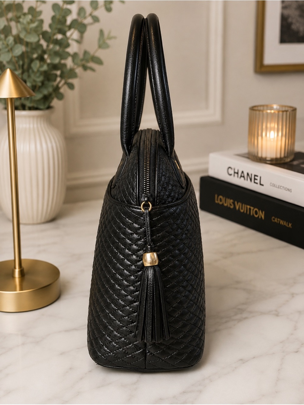 Vintage Bally Black Quilted Lambskin Dome Satchel, leather lined | Made in Italy - Picture 4 of 15